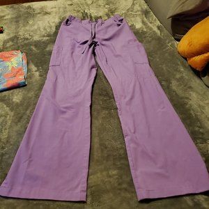 Scrub set
